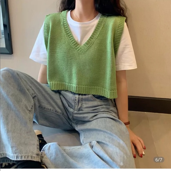 Cream Sweater Vest - Picture 4 of 11